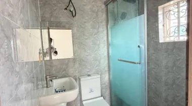 4 BEDROOM FULLY DETACHED DUPLEX FOR SALE