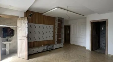 2/3 bedroom apartment