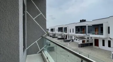 4 Bedroom semi Detached Duplex