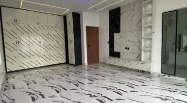 4 BEDROOM FULLY DETACHED DUPLEX FOR RENT!!!