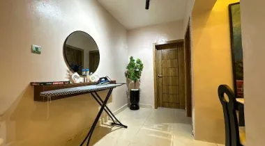 Well built and solid citi view 2bedroom apartment is up for LEASE — Ready to move in