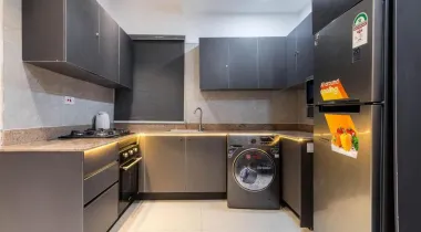 Cozy 2 Bedroom Apartment