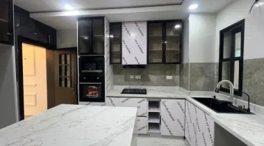 3 BED || 30 MILLION || LEKKI PHASE 1, LAGOS.