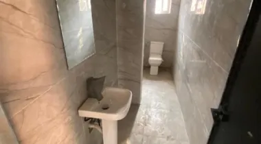 Property Description Office space measuring 321sqm