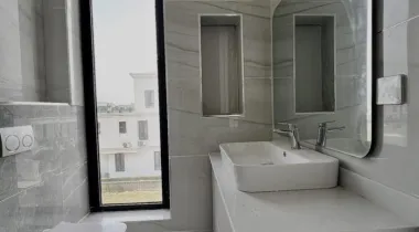 5 Bedroom semi Detached Duplex