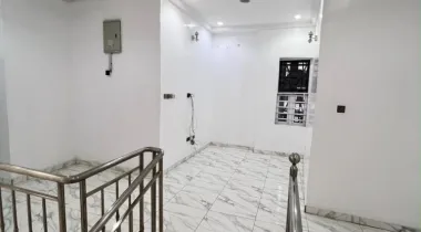 4 BEDROOM SEMI DETACHED DUPLEX WITH BQ