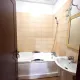 Bath hub