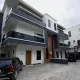 Fully Serviced 5 BEDROOM DETACHED DUPLEX + Bq AVAILABLE FOR RENT.