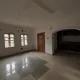 2 bedroom flat ground floor