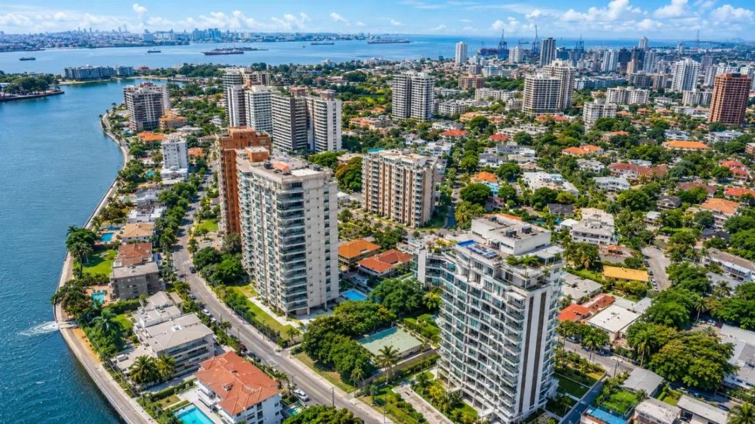 coastal view of ikoyi